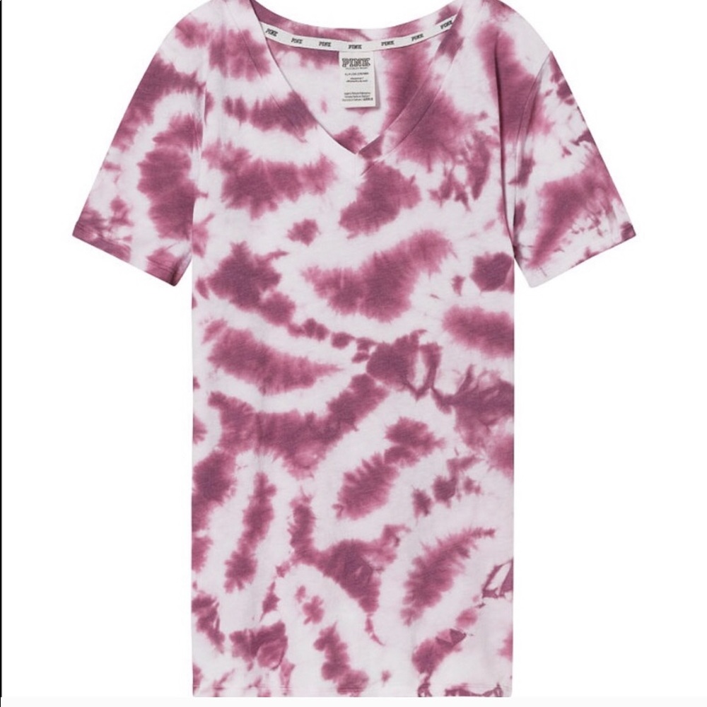 VS PINK Tee